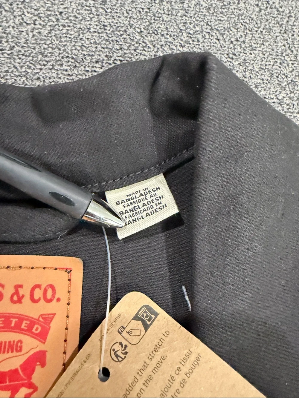 Levi's Black Denim Trucker Jacket - Lightweight Shirt Jacket